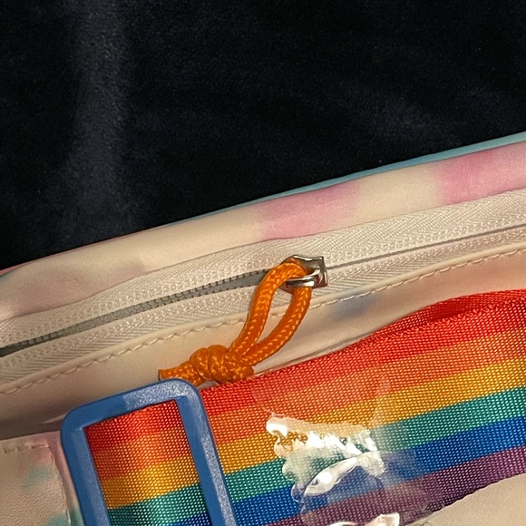 Walt Disney World Fanny Pack Tie Dye Rainbow Castle NWT - Picture 5 of 10